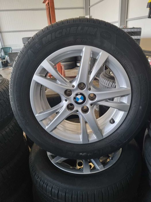 Jante  BMW  Seria 1 F40 F45 F46 Anvelope Vara Michelin 205 60 16