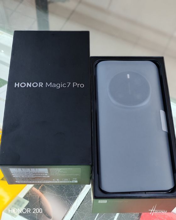Honor Magic 7 pro идеал как новый