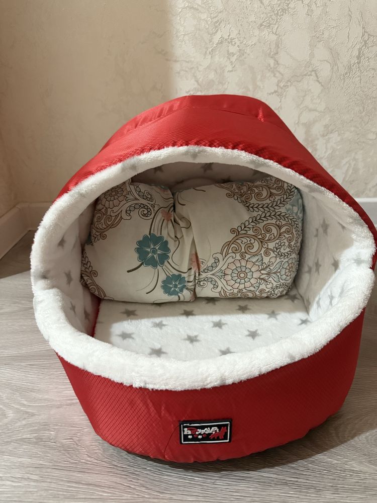 Лежанка для кошек