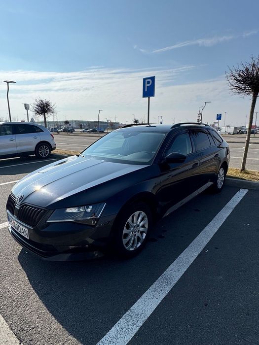 Skoda Superb Skoda Superb Combi 2.0 TDI DSG 2017