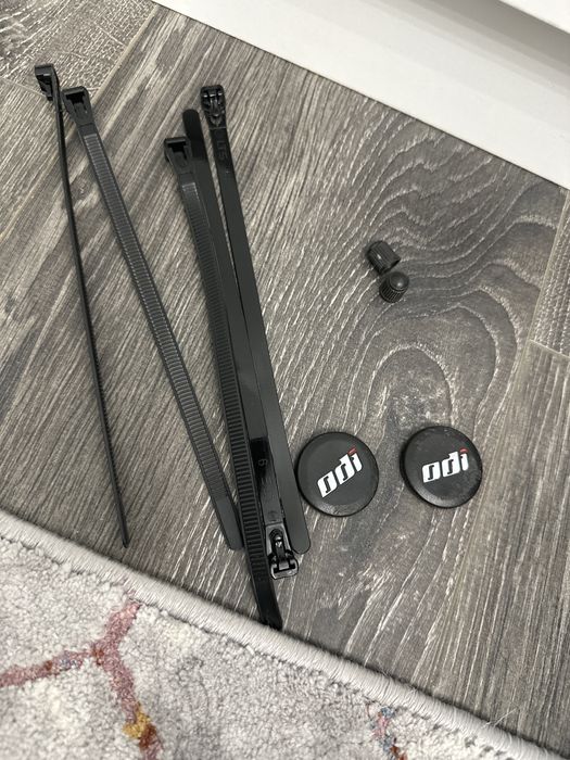 Ротор Переключатель Педали Подножка Ниппель Хомуты Флягодержатель