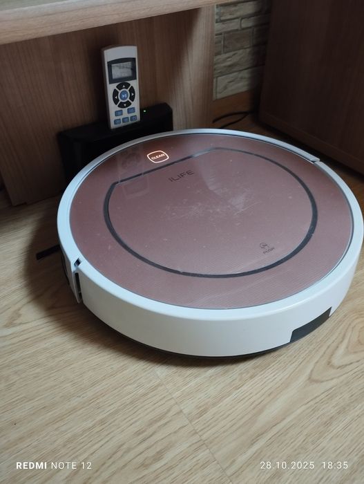 Прахосмукачка робот ILIFE V7s Plus