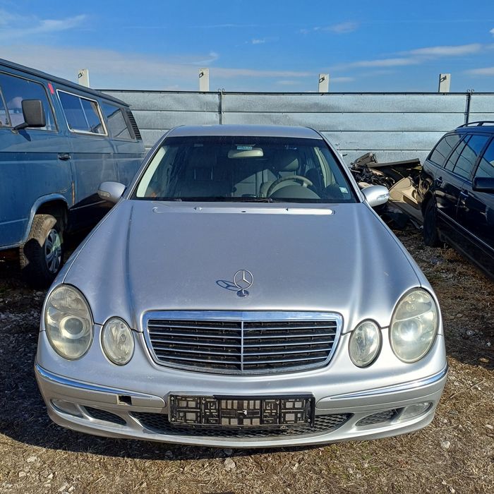 Mercedes E 240 на части