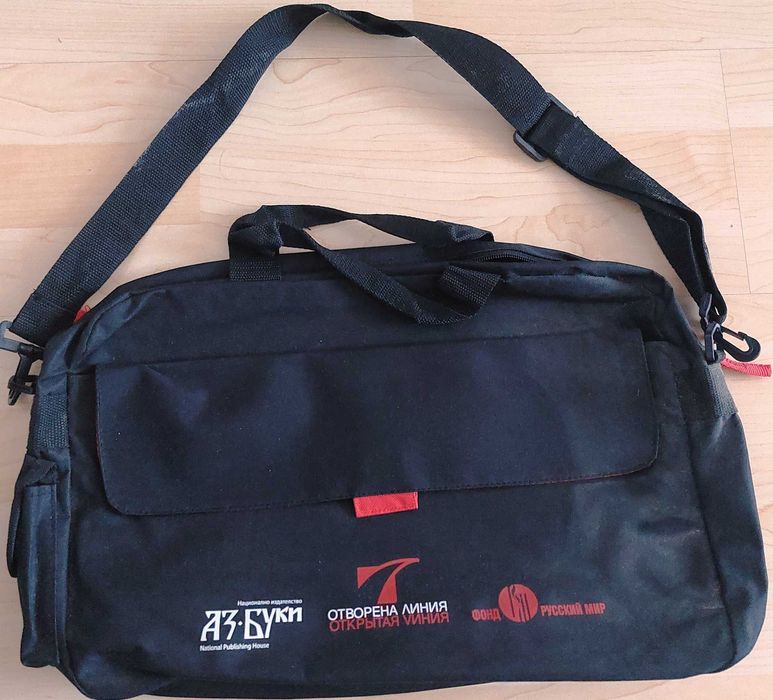 Чанта за лаптоп, нова, черна