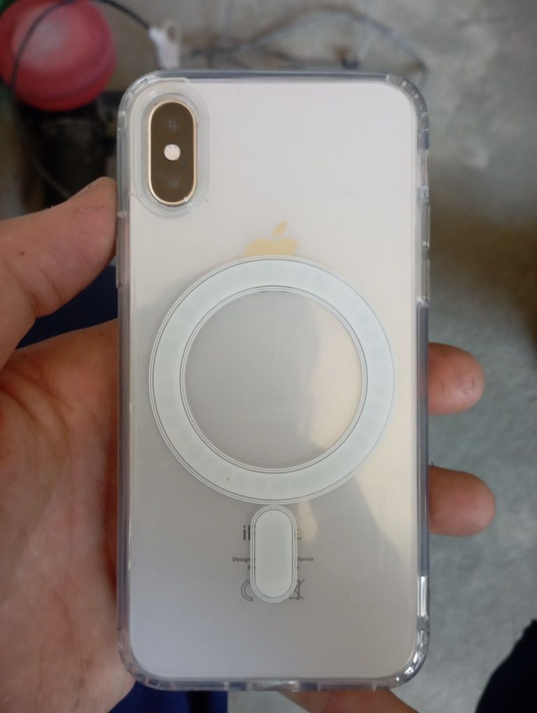 Iphone XS sotiladi