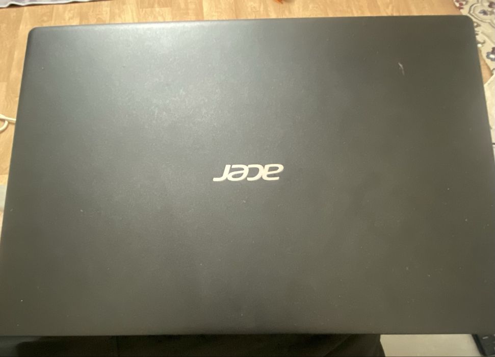 Ноутбук Aser Windows 10 Pro