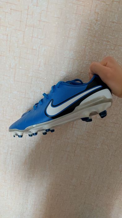 Футбольные бутсы Nike, futbol uchun butsi Nike