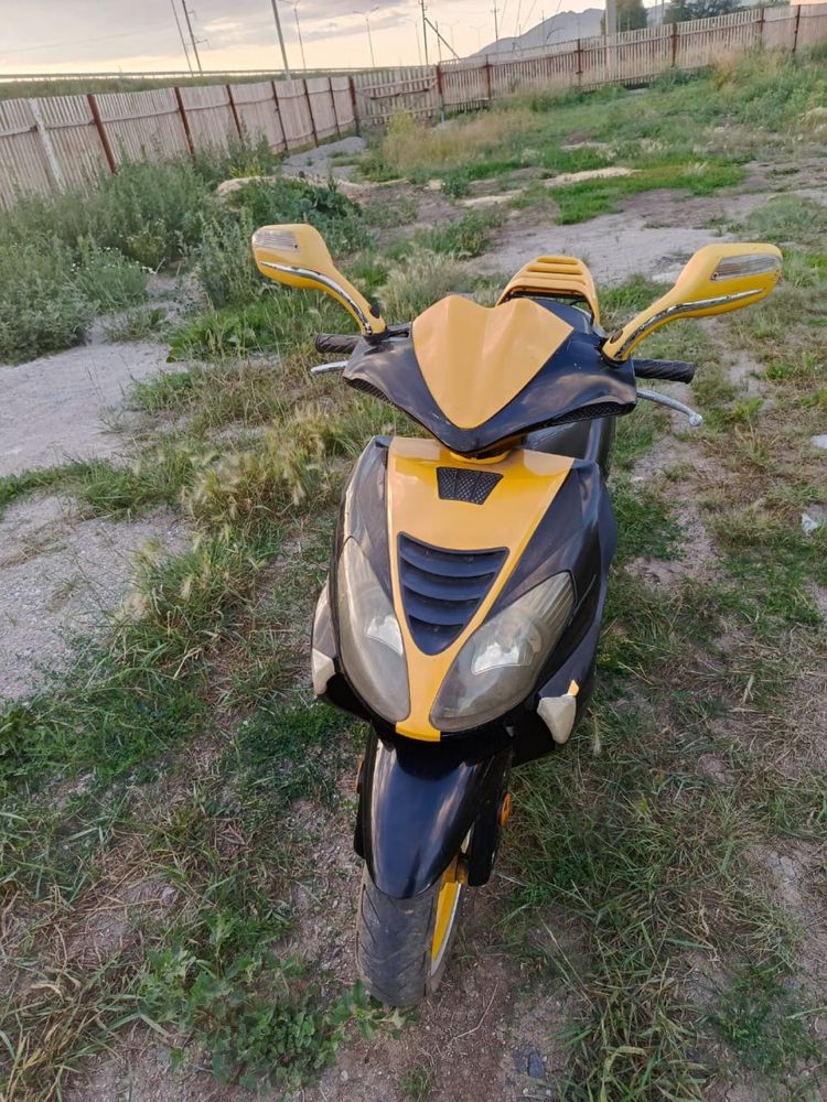 Продам скутер 150кубов