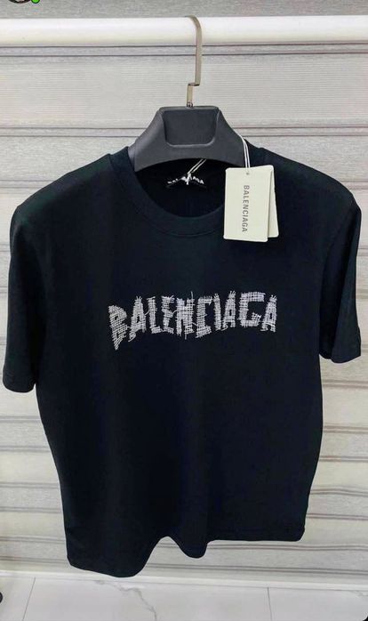 Tricou barbati model deosebit