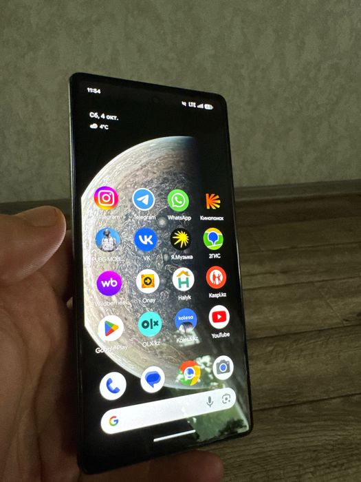 Google Pixel 6a.
