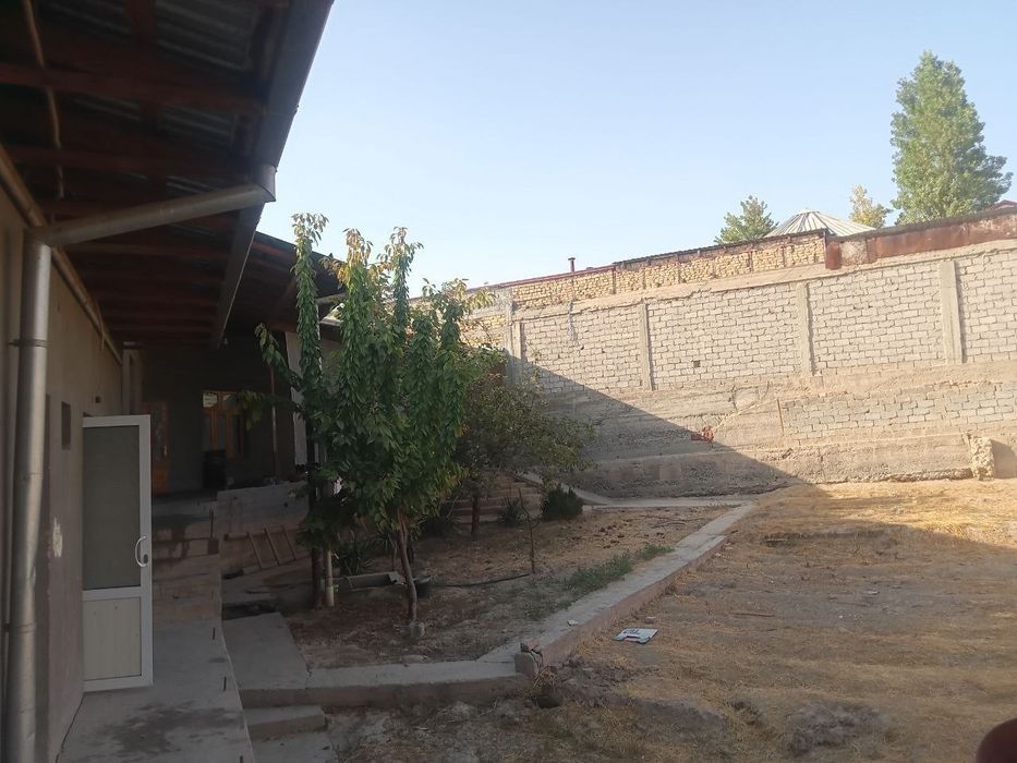 Nazarbek torozda 10sotuk uy sotiladi