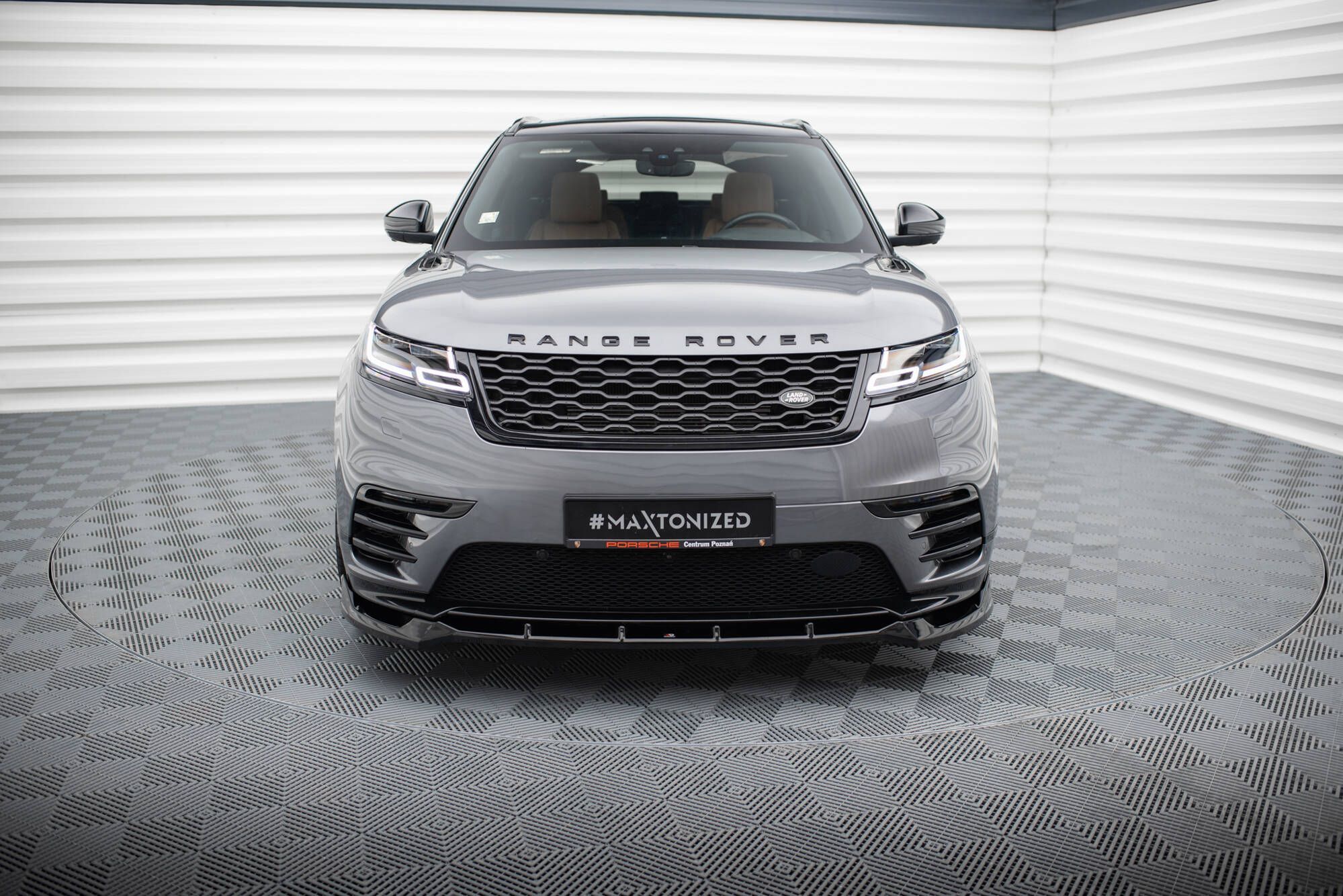 Pachet Exterior Prelungiri compatibil cu Range Rover Velar R Dynamic Maxton Design