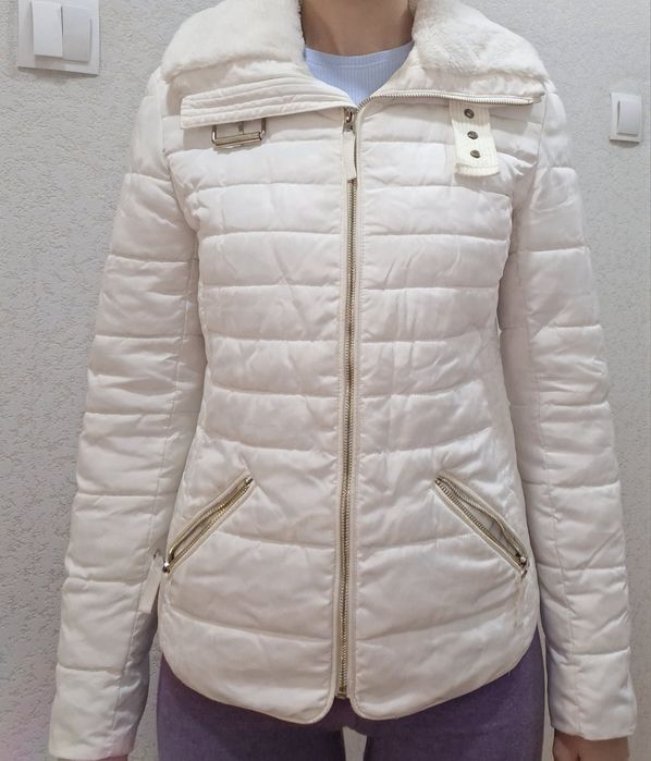 Куртка демисезонная , тёплая ветровка