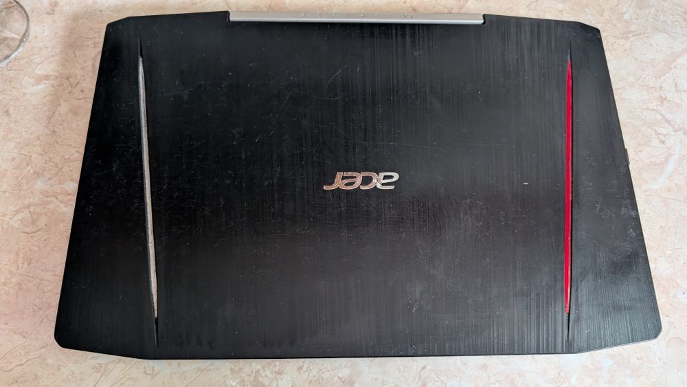 Laptop Acer VX15