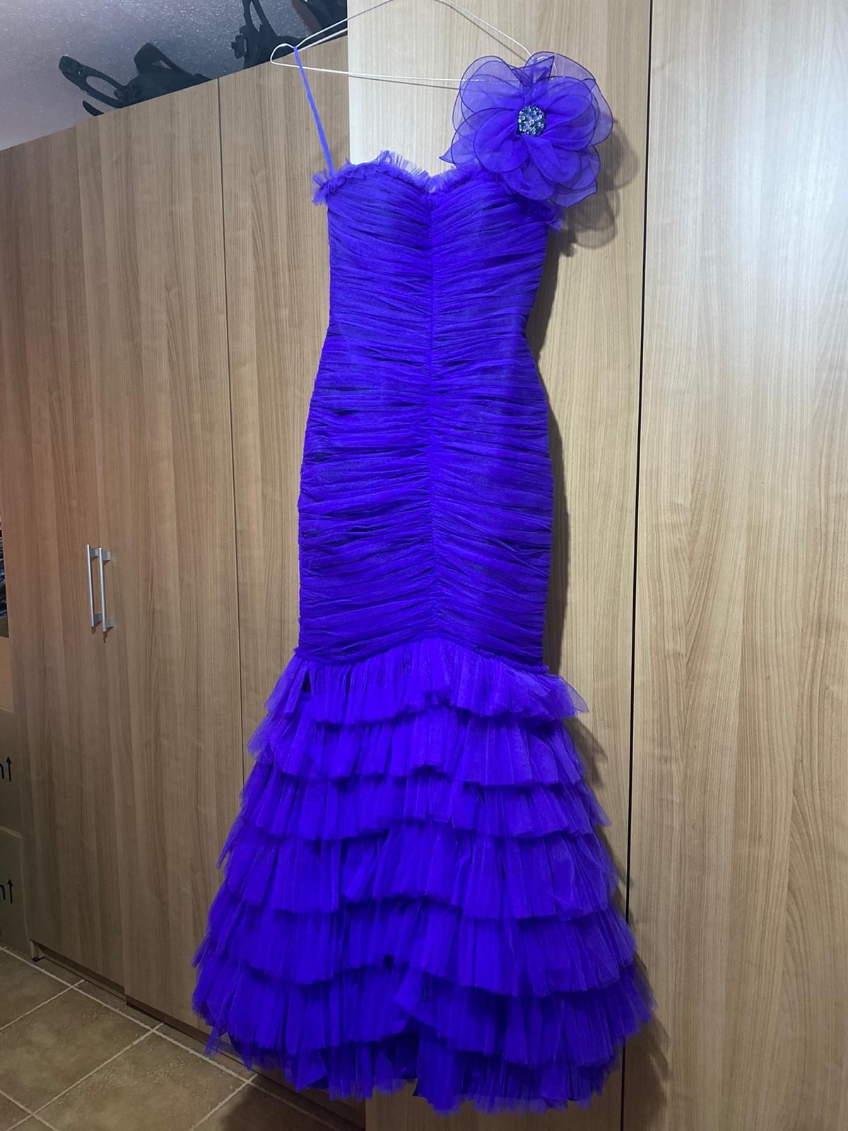 Rochie elegantă, tinuta deosebită