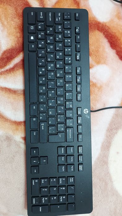 Клавиатури с кабел