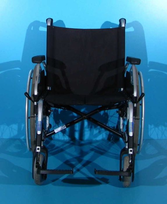 Scaun cu rotile Meyra / latime sezut 51 cm