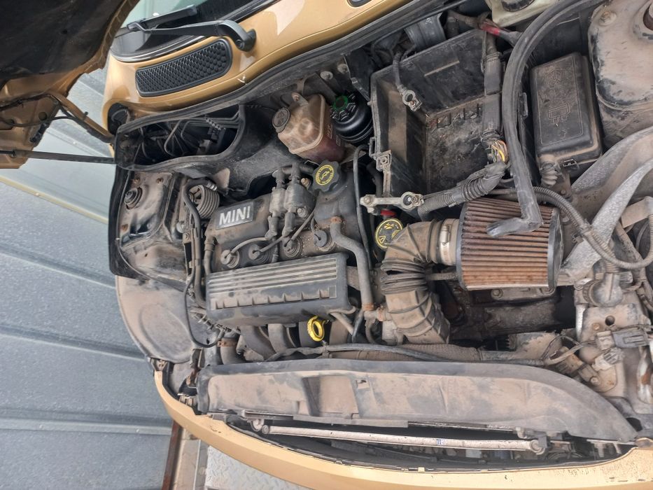 Мини купър 1.6 бензин на части