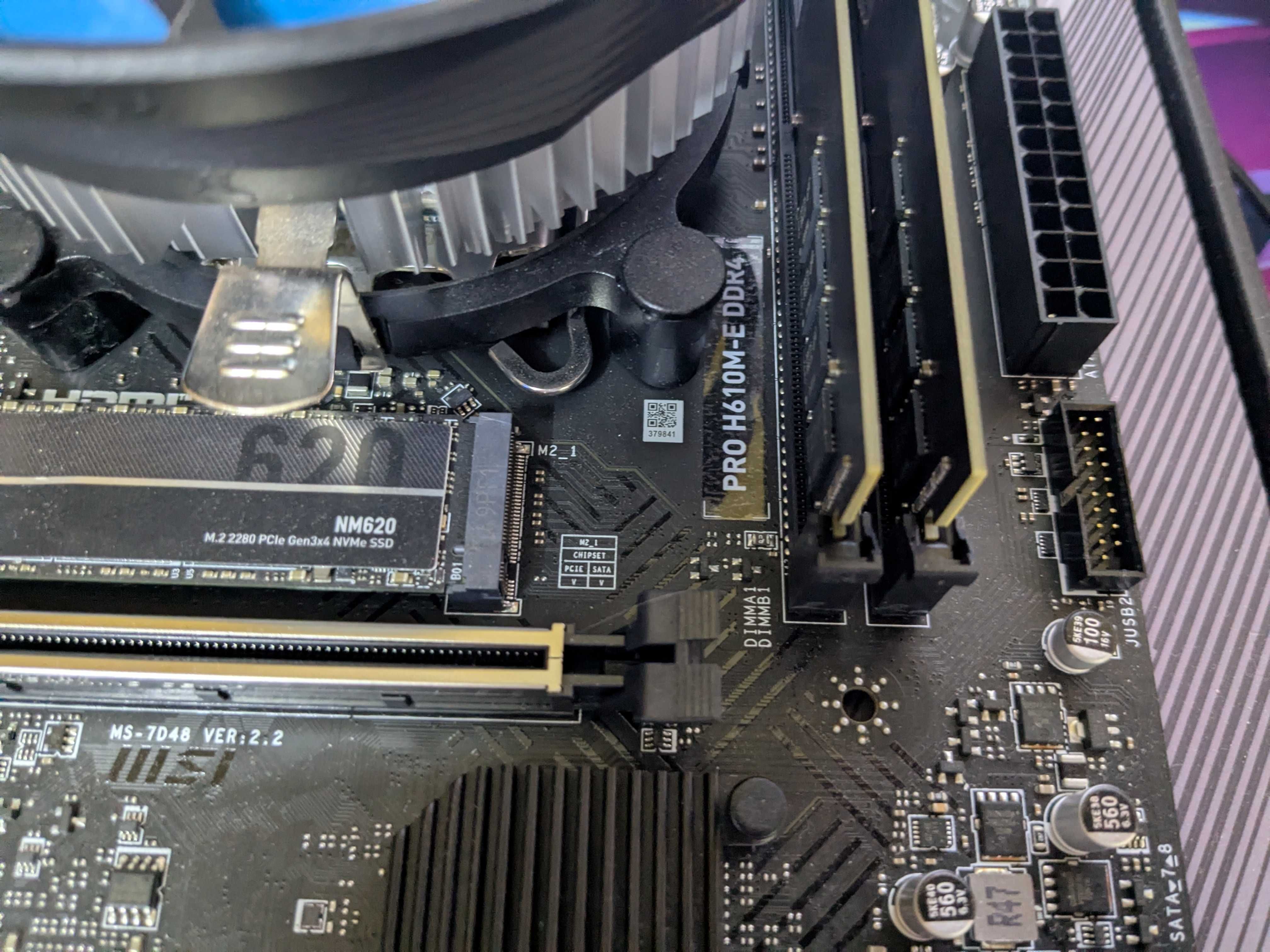 i3 12100 + msi PRO H610M-E + 32 GB DDR4 + Lexar M2 256GB + 600W