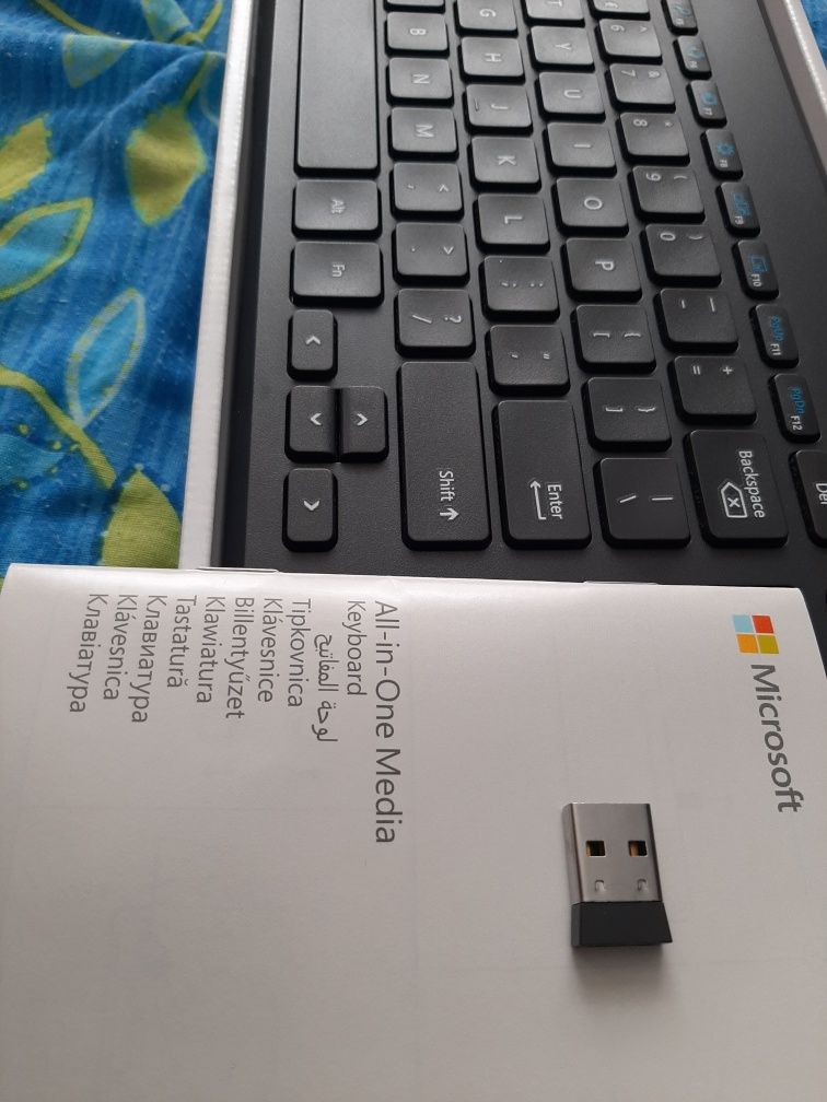 Vind pentru televizor All-in-one media keyboard microsoft wireless fol