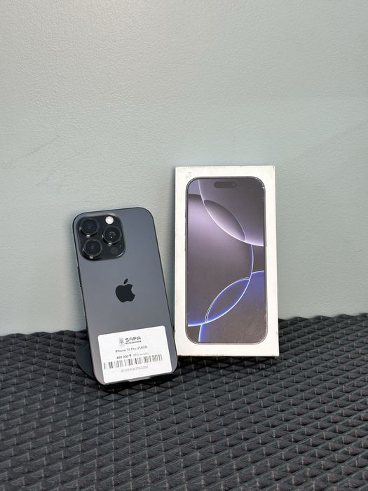 Айфон 16 про черный идеал е сим 256гь