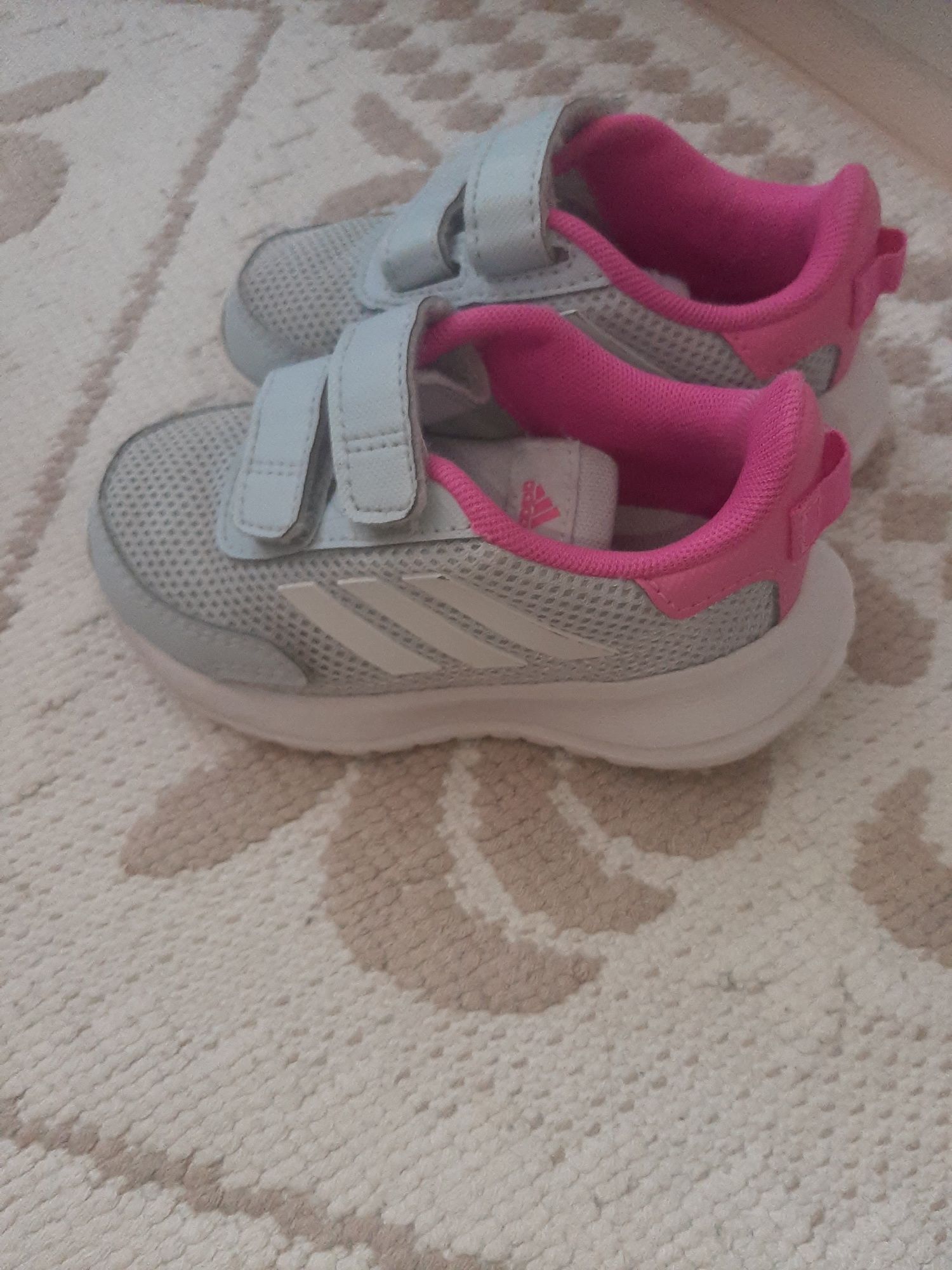 Маратонки Adidas