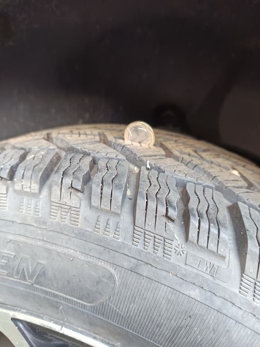 Гуми с джанти за субару 225/55/17