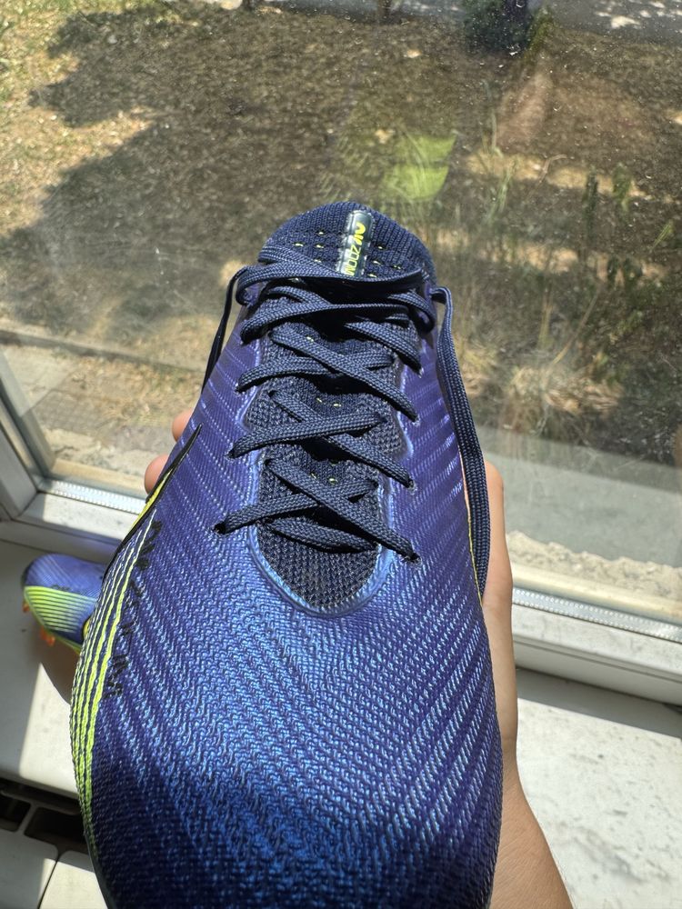 Бутонки Nike Mercurial