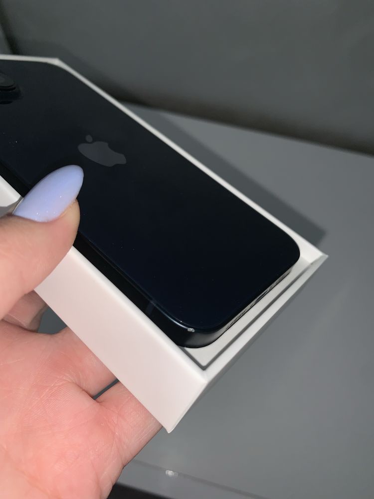 Iphone 14 + подарък кейсчета