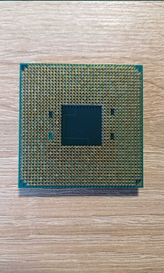 Vand procesor ryzen 33200g