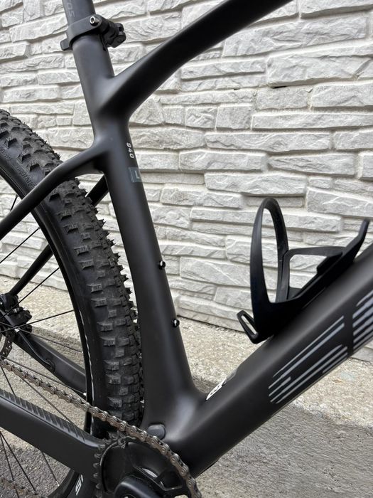 Bicicleta Scott Scale Carbon 2025