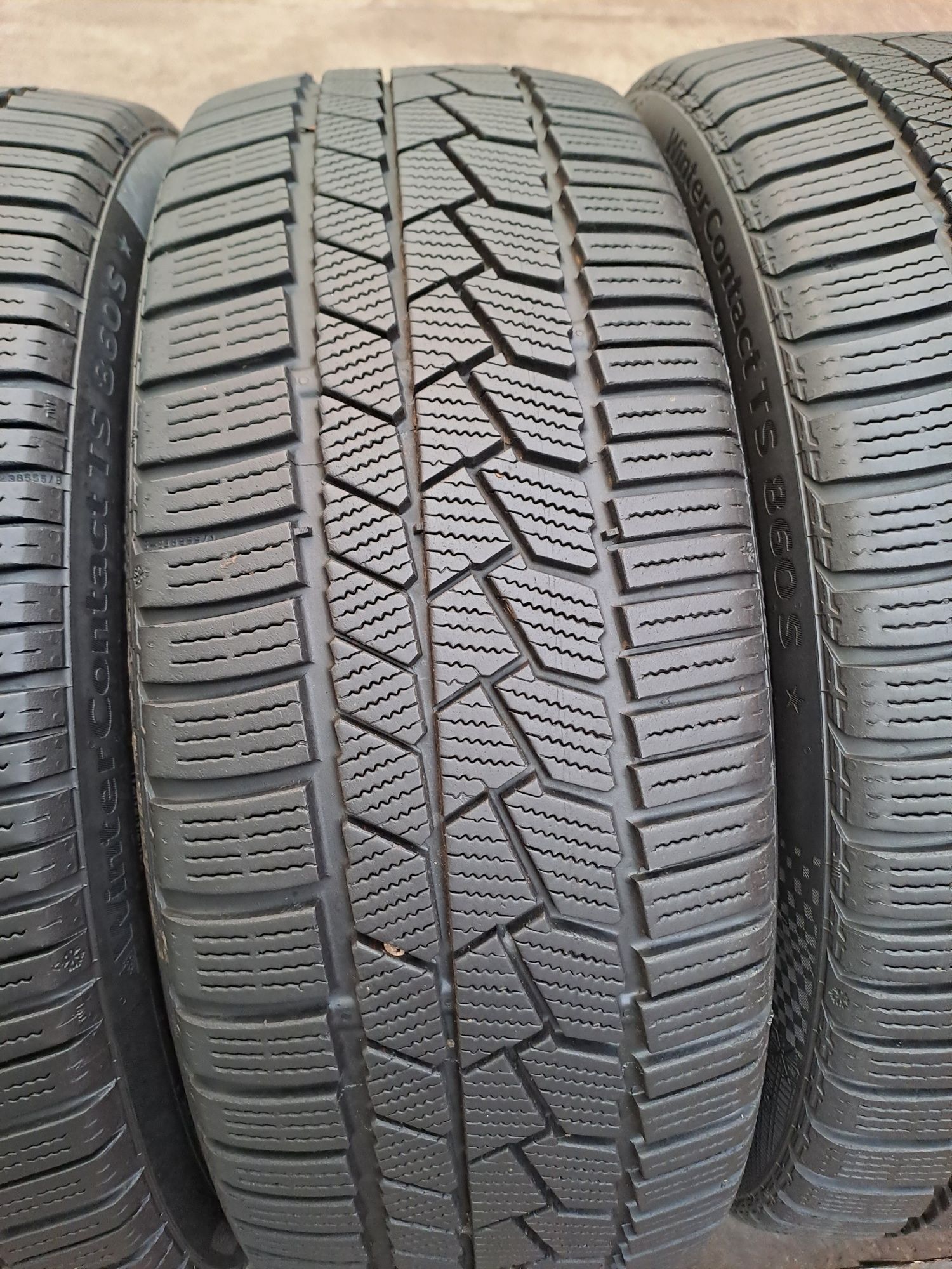 4бр. 205/45/18 Continental CWC TS 860 S: Почти Нови Зимни гуми