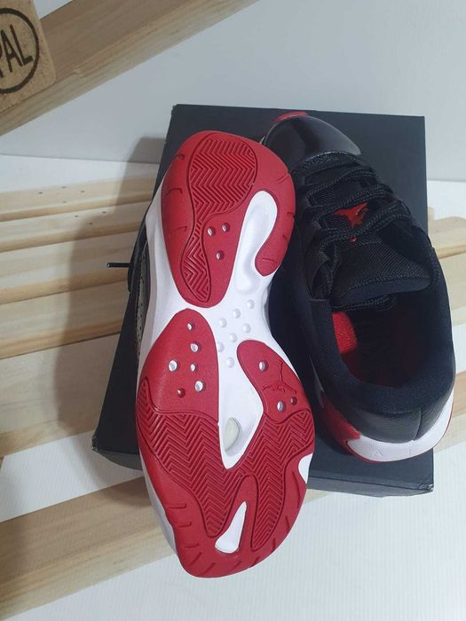 Jordan Air 11CMFT Low masura 38.5 originali noi in cutie