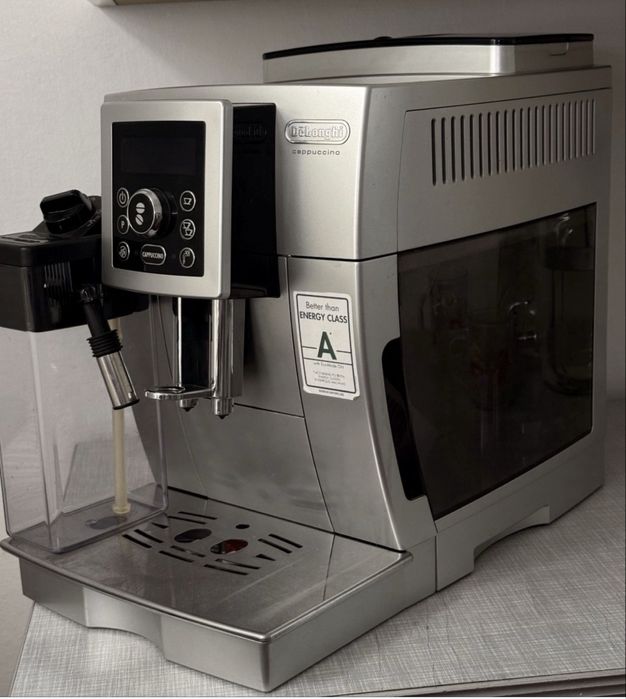 Кофемашина Delonghi