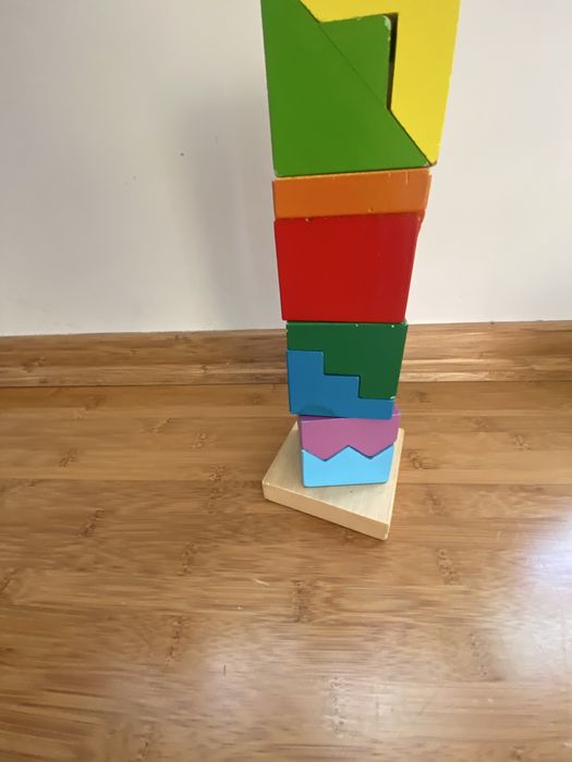 Детски пъзели и дървени играчки