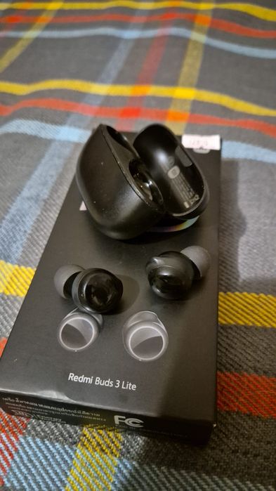 Продам наушники Redmi Buds 3 Lite б/у
