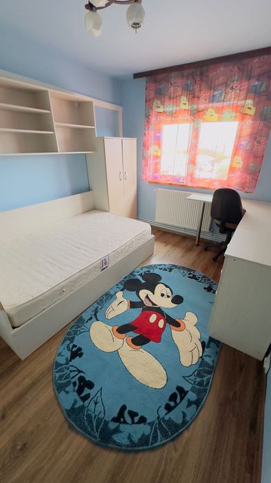 Apartament 3 camere, de închiriat, zona Dedeman !