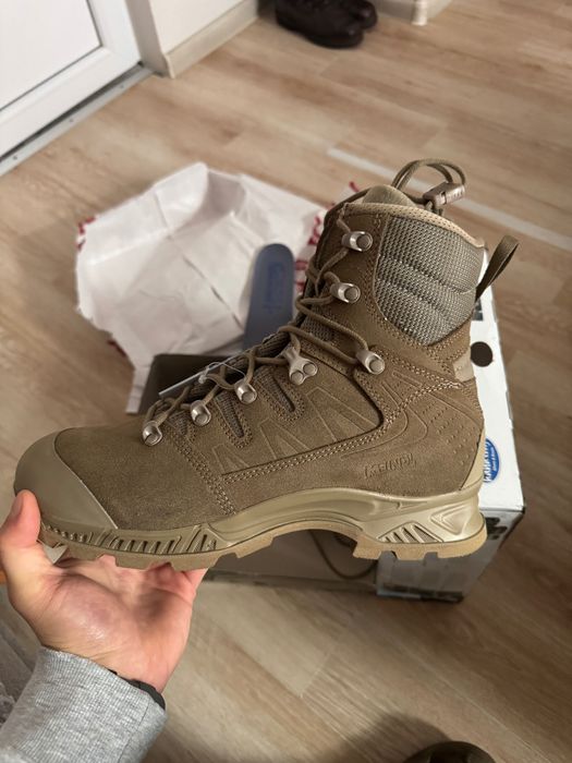 Bocanci militari Meindl Defence 2