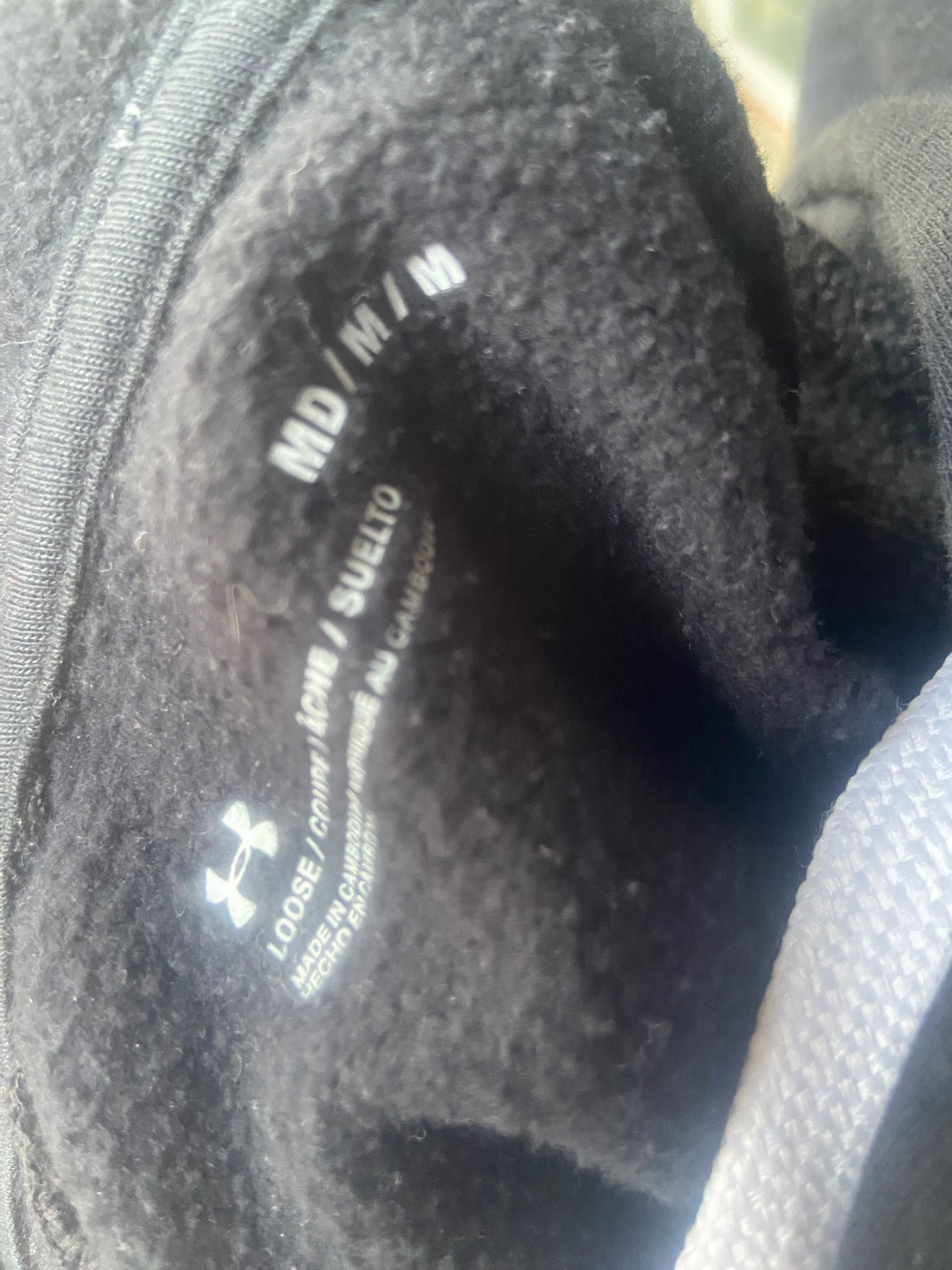 Under armour Суичър