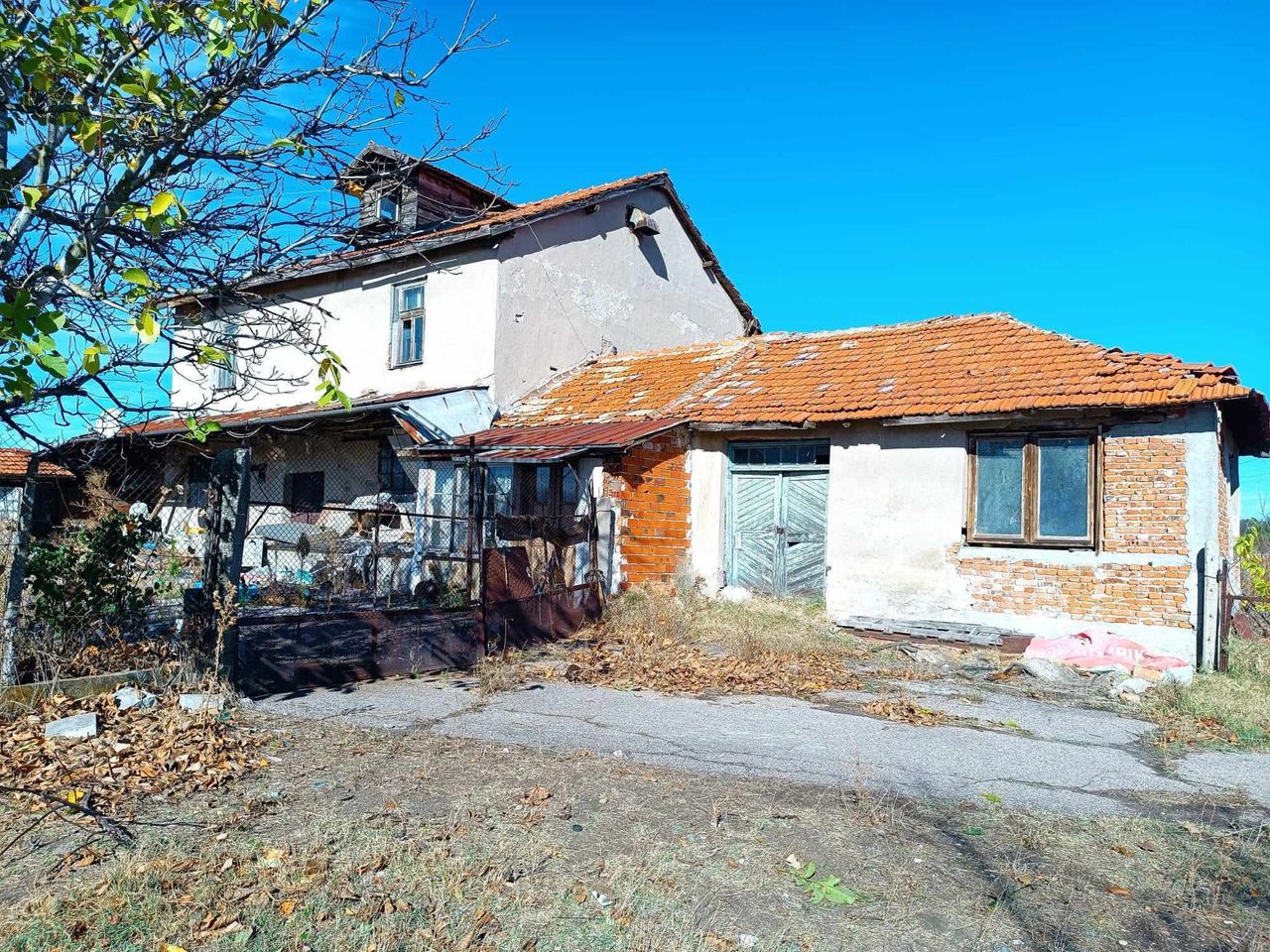 Продава се Къща в Стара Загора, Железник - изток - 118 кв.м за 95 €/кв.м - Снимка #1