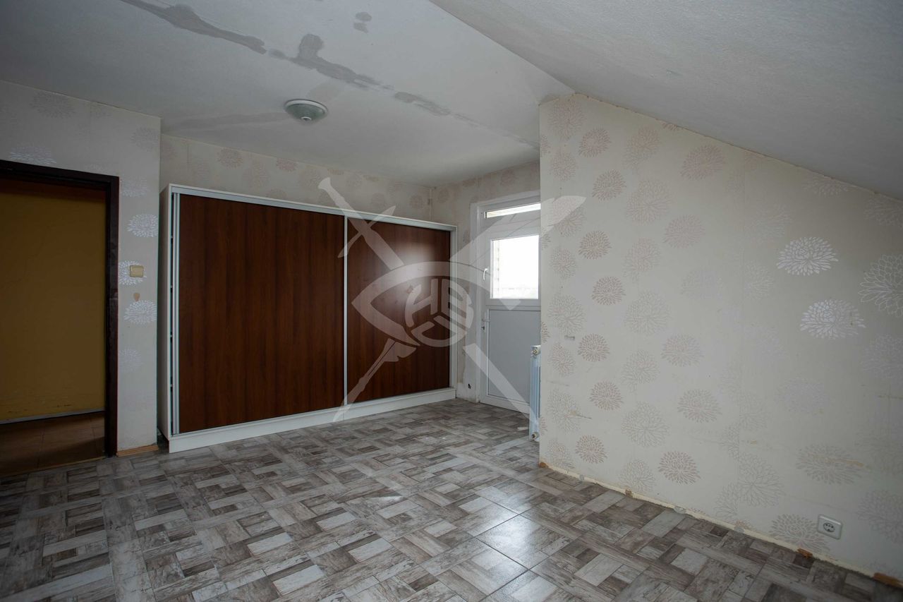 Продава се Къща в с. Мрамор, Област София-град - 380 кв.м за 1050 €/кв.м - Снимка #10