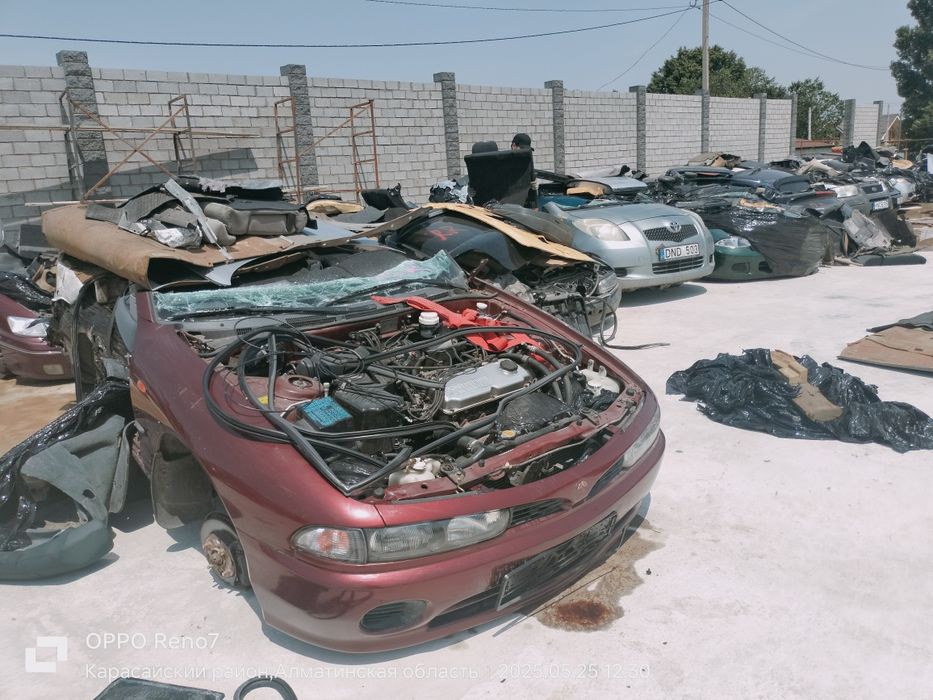 По запчастям машины из Европы все модели Хонда Митсубиси Тойота Мазда