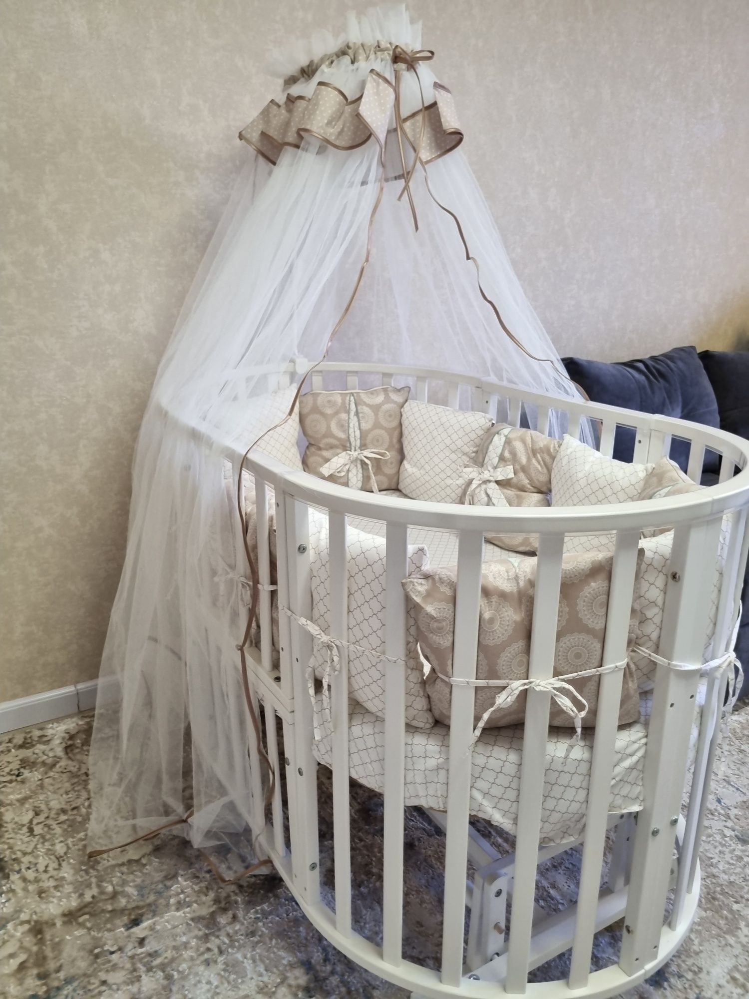 Продаётся детская кроватка