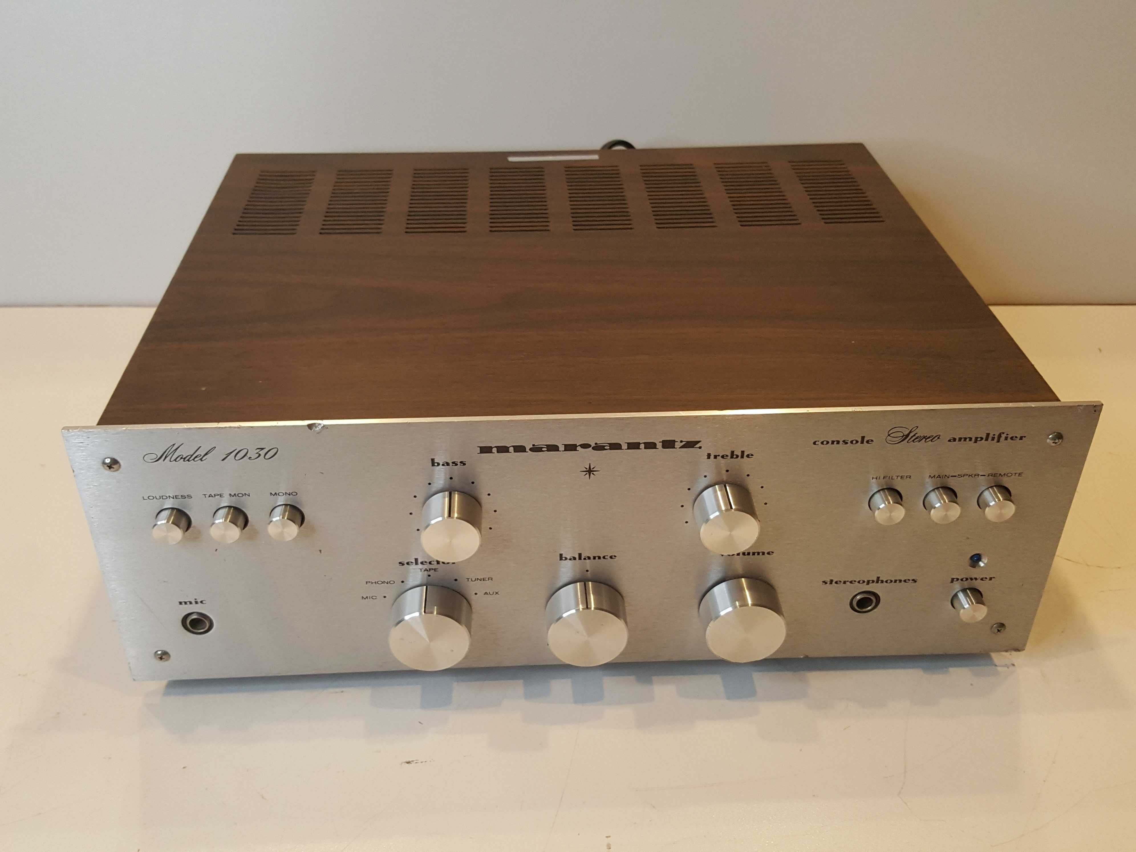 Vand amplificator Marantz 1030 Vintage