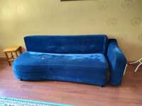 Продаю диван синий