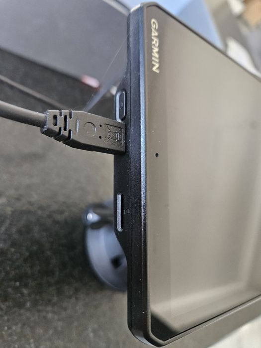 Vand GPS GARMIN nou in cutie !!!