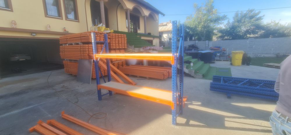 Rafturi metalice
