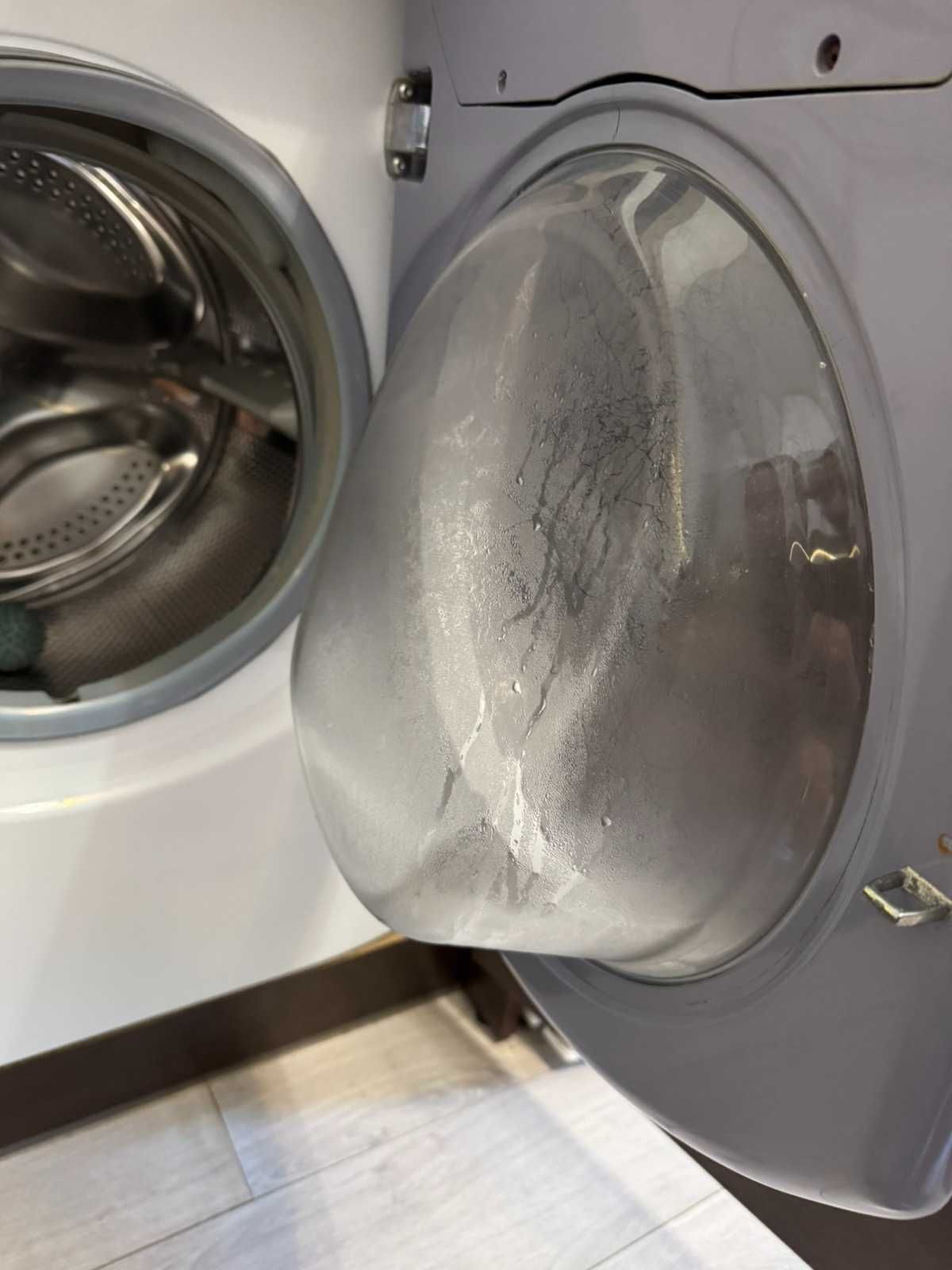 Пералня и сушилня - Ariston Hotpoint AQUALTIS (AQM8D 29 U)