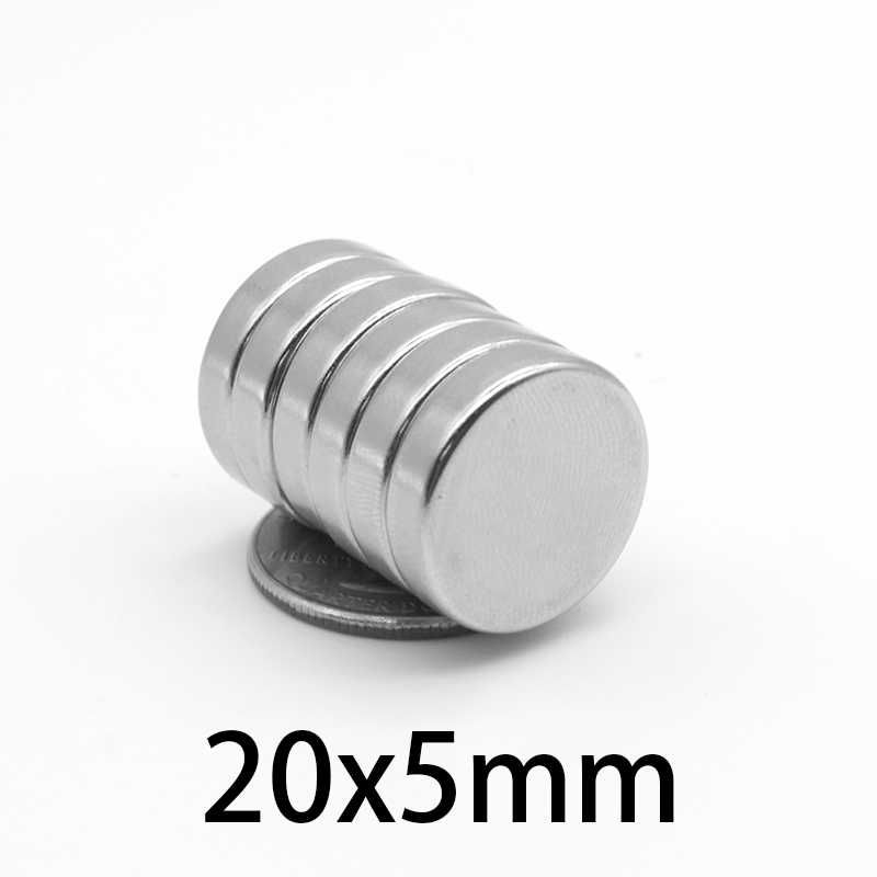 Magnet puternic neodim disc rotund 20x5mm cu suprafata nichelata -5KgF