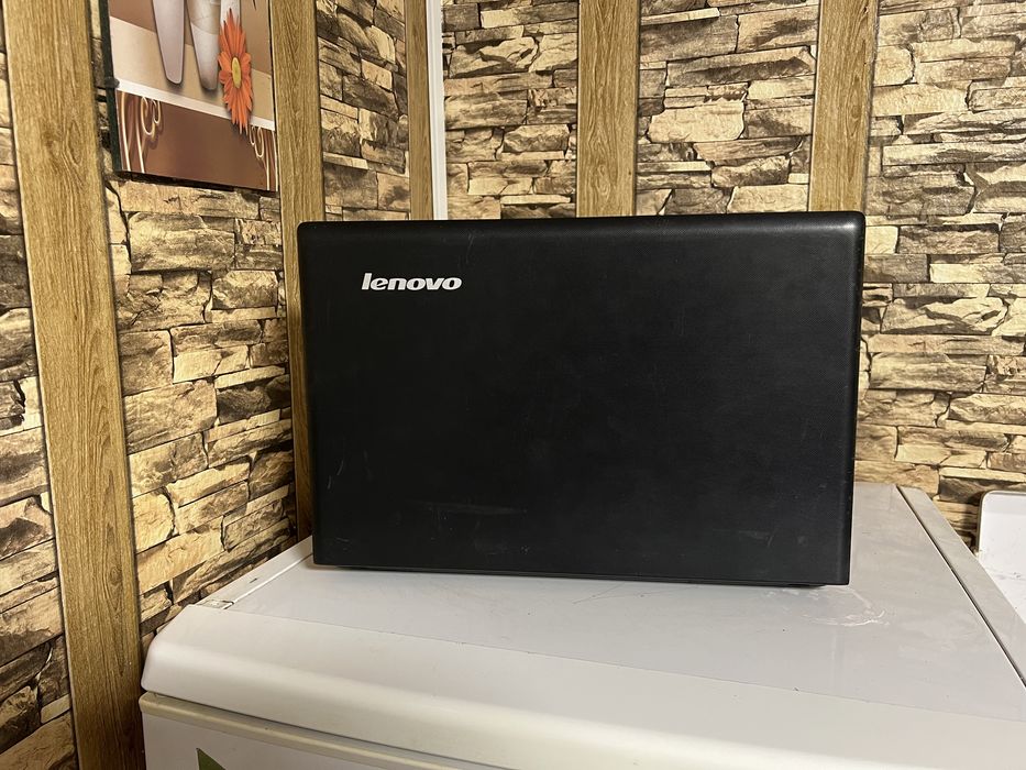 Лаптоп Dell/ 15.6 / Intel i5 / 6GB / 500GB